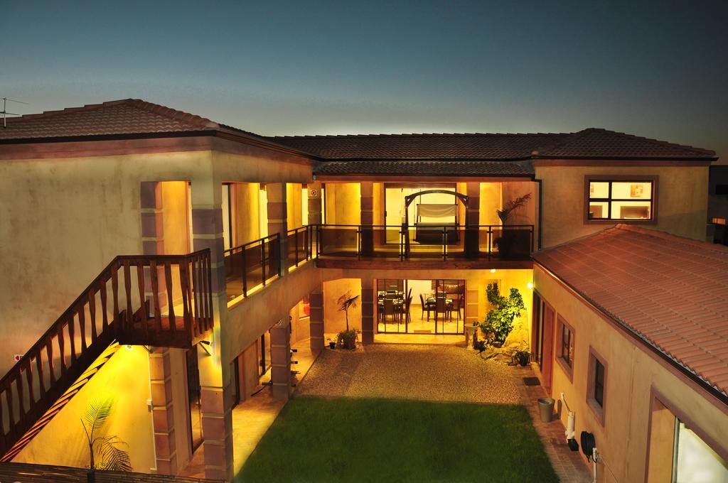 Me Casa Guest House Bluewater Bay Bagian luar foto