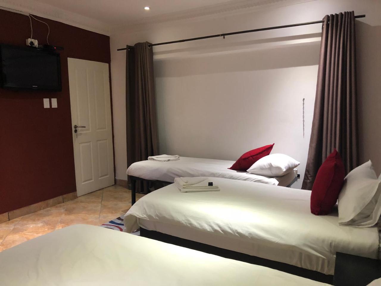 Me Casa Guest House Bluewater Bay Bagian luar foto