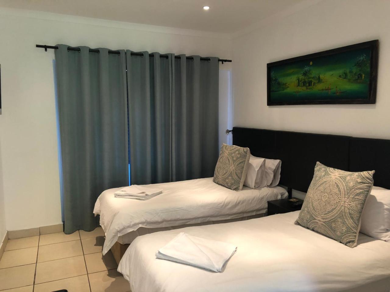 Me Casa Guest House Bluewater Bay Bagian luar foto