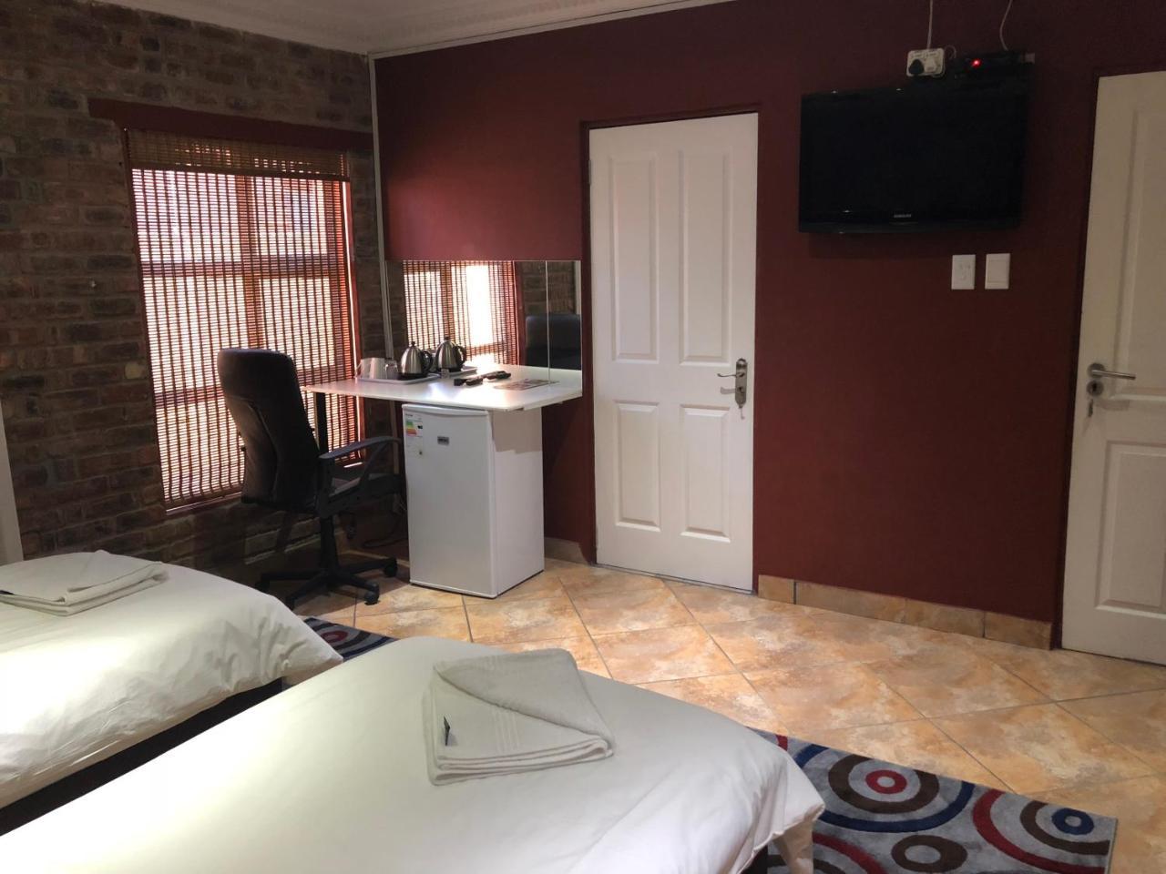 Me Casa Guest House Bluewater Bay Bagian luar foto