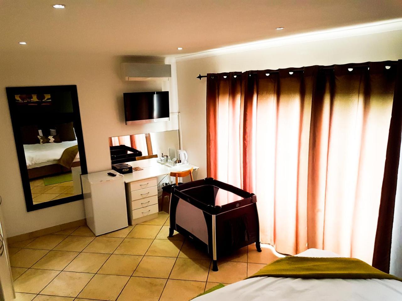 Me Casa Guest House Bluewater Bay Bagian luar foto